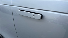 Land Rover Range Rover Velar 2.0 D200 MHEV Dynamic SE 5dr Auto Diesel Estate